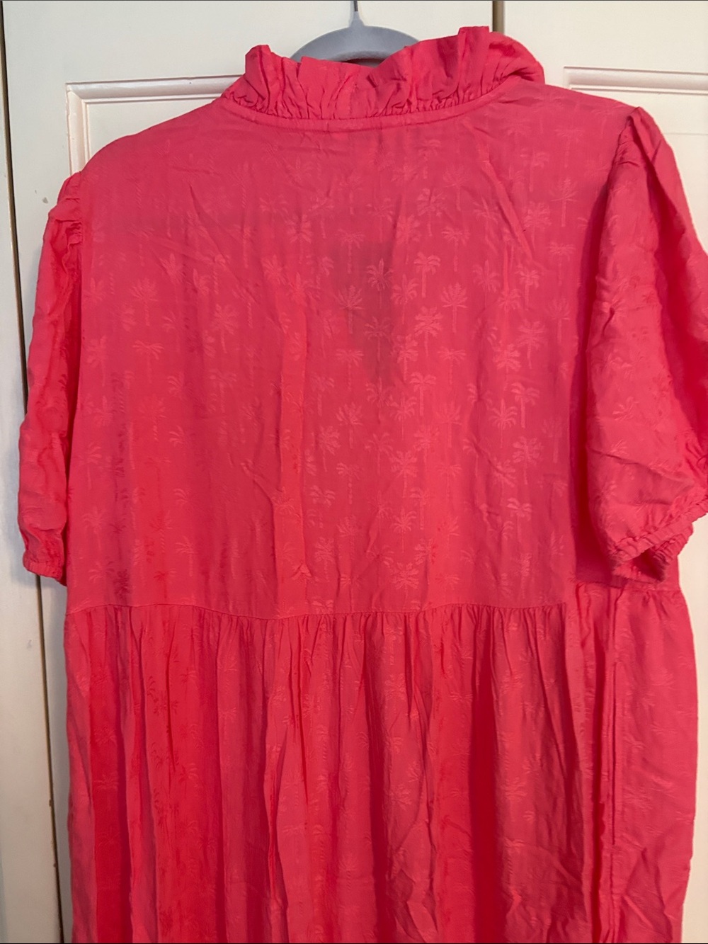 crown & ivy Coral Pink Tiered V-Neck Maxi Dress - Picture 6 of 7